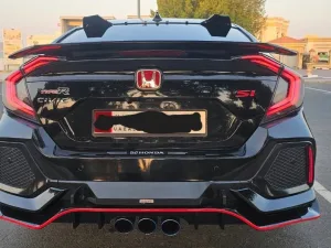 2018 هوندا سيفك Sport