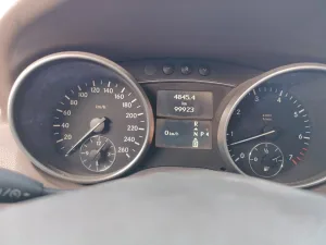 2010 مرسيدس-بنز ام ال ML350
