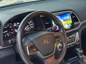 2018 هيونداي النترا Limited