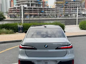 2024 بي أم دابليو الفئة - 7 740i