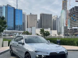 2024 بي أم دابليو الفئة - 7 740i