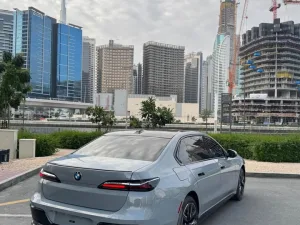 2024 بي أم دابليو الفئة - 7 740i