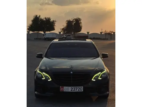 2014 مرسيدس-بنز الفئة - E E300