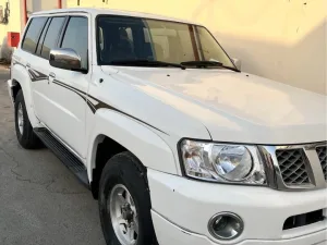 2005 نيسان بترول سوبر سفاري Safari SV AT