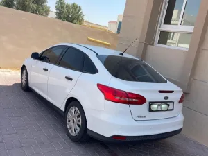 2015 فورد فوكس Ambiente