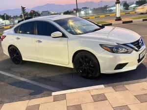 2016 Nissan Altima SR