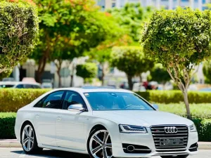 2015 اودي اس ٨ Plus