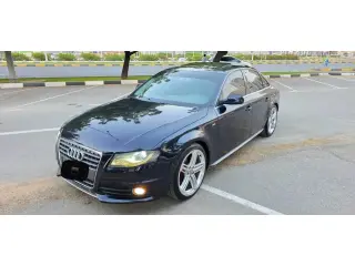 2012 Audi A4 في Dubai سيارة مستعملة