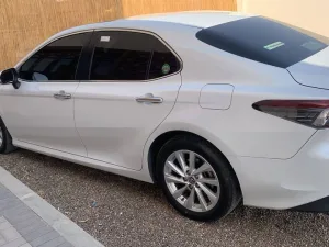 2024 تويوتا كامري GLX