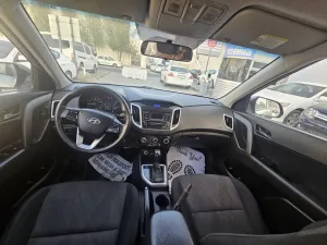 2020 هيونداي كريتا E