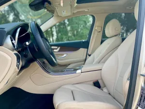 2022 مرسيدس-بنز GLC - جي ال سي GLC300