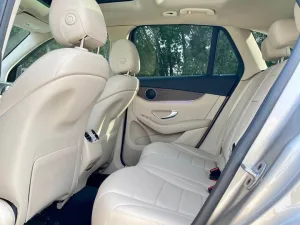 2022 مرسيدس-بنز GLC - جي ال سي GLC300
