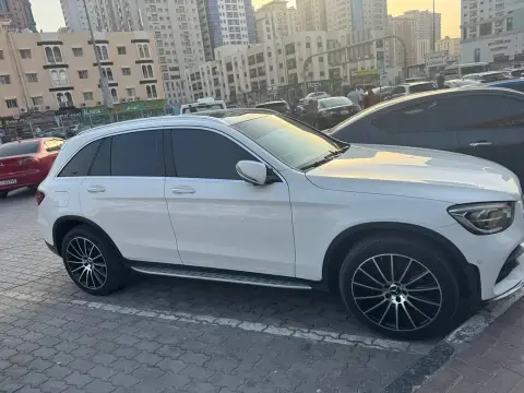 2022 مرسيدس-بنز GLC - جي ال سي GLC300