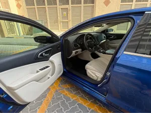 2016 كرايسلر ٢٠٠ C