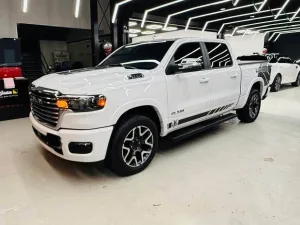 2025 رام ١٥٠٠ Laramie
