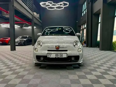2016 فيات ٥٠٠ سي Abarth