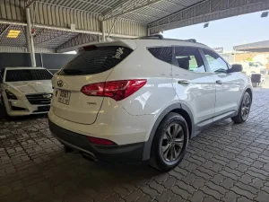 2016 هيونداي سانتا في XRT