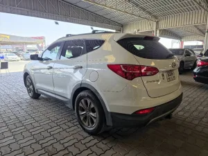 2016 هيونداي سانتا في XRT