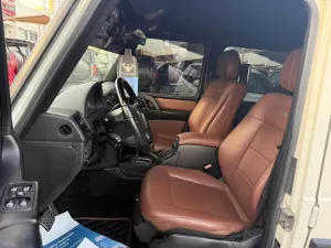 2011 مرسيدس-بنز الفئة - G G55 AMG
