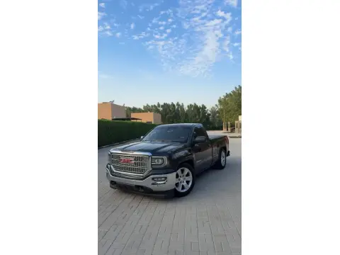 2017 جي أم سي سييرا SLE