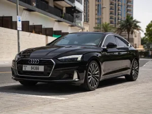 2020 اودي آي ٥ Premium Plus