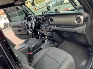 2021 Jeep Wrangler Sahara