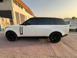 2023 لاند روفر رينج روفر Autobiography