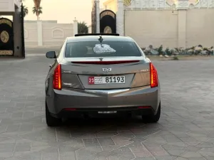 2013 كاديلاك آي تي أس Luxury Coupe