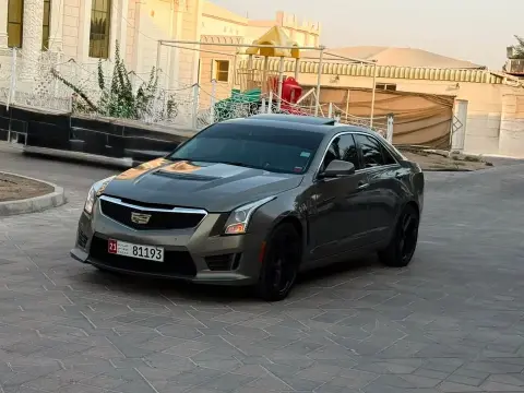 2013 كاديلاك آي تي أس Luxury Coupe