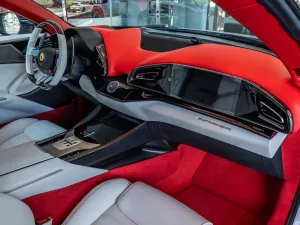2025 Ferrari Purosangue Base
