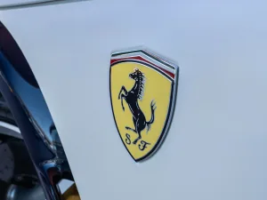 2025 Ferrari Purosangue Base
