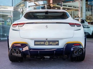 2025 Ferrari Purosangue Base