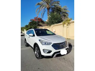2014 Hyundai Santa Fe في Dubai سيارة مستعملة