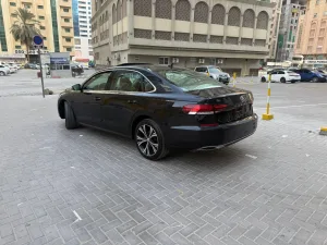 2020 فولجس فاجن باسات SEL