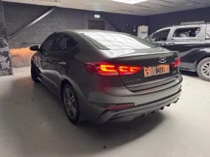 2019 هيونداي النترا Limited