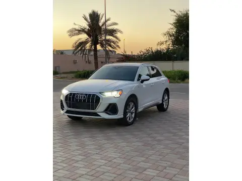 2025 اودي كيو٣ Premium