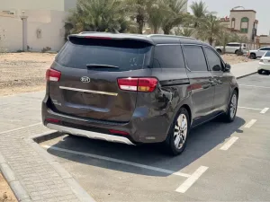 2016 كيا كارنفال EX