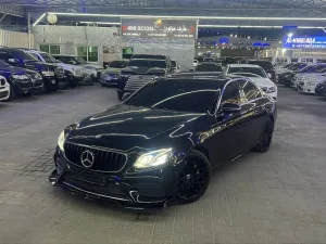 2019 مرسيدس-بنز الفئة - E E300 4Matic