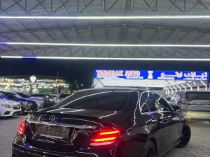 2019 مرسيدس-بنز الفئة - E E300 4Matic