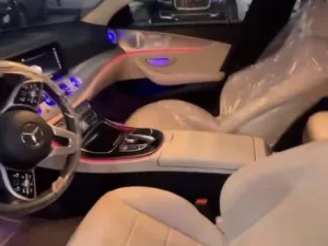 2019 مرسيدس-بنز الفئة - E E300 4Matic