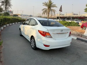 2015 هيونداي أكسنت SE