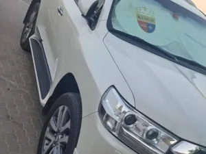 2017 تويوتا لاند كروزر