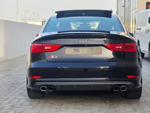 2016 اودي اس ٣ Prestige
