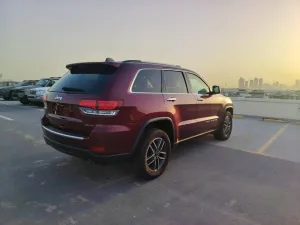 2015 جييب جراند شيروكي SRT