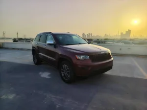2015 جييب جراند شيروكي SRT