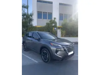 2024 Nissan Rogue في Ajman سيارة مستعملة