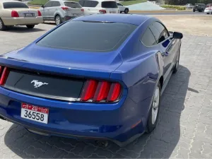 2017 فورد موستانج V6