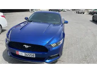 2017 Ford Mustang في Abu Dhabi سيارة مستعملة