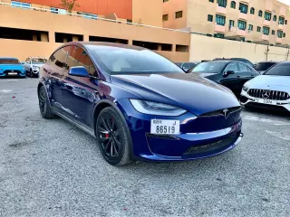 2023 Tesla Model X في Dubai سيارة مستعملة