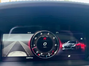 2022 جاكوار الفئة - اف P450 R-Dynamic